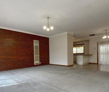 Modern Ease, Everyday Comfort - Photo 2