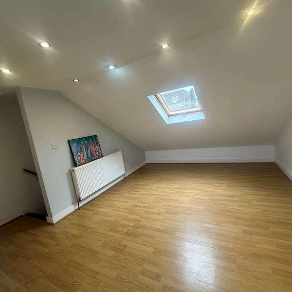 Glenny Road, Barking, IG11 - Photo 2