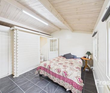 1 bedroom detached house to rent - Photo 1