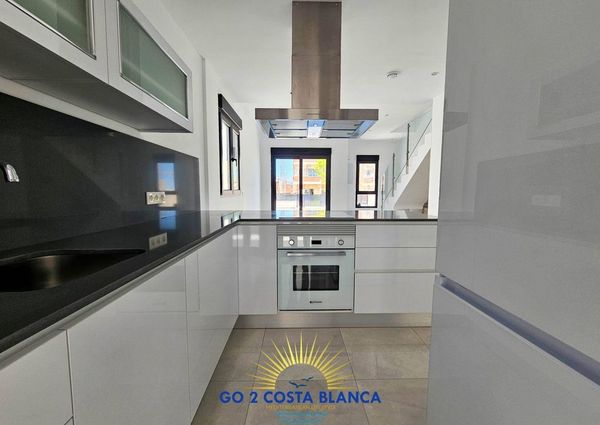 3 room luxury Semidetached House for rent in Polop, Valencia