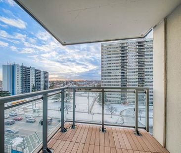 For Lease - 20 Meadowglen Place Unit# 727, Toronto, Ontario - Photo 6