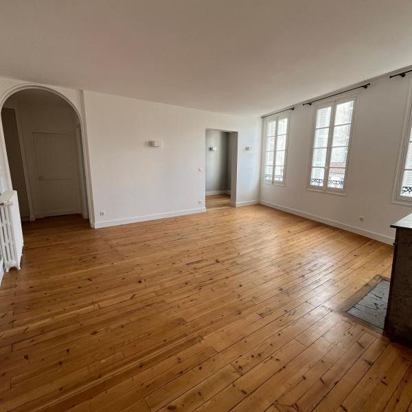 Location Appartement 3 pièces 95m² NIORT 79000 - Photo 1