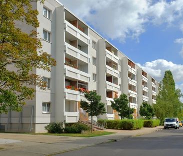 ERSTBEZUG mit 3 Zimmern, Balkon u. Badewanne! - Photo 3