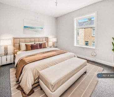 2 bedroom terraced house to rent - Photo 2