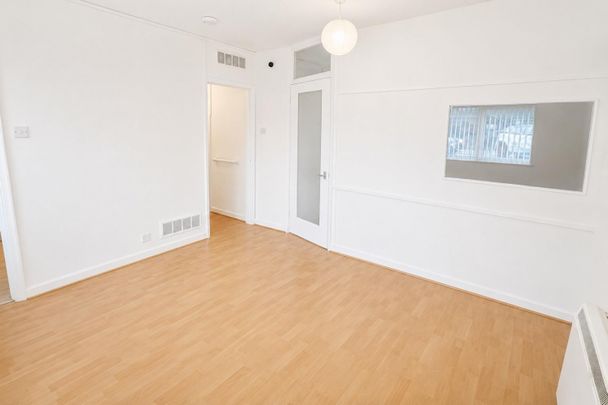 1 bedroom Flat To Let Total Size: 441 SQ FT - Photo 1