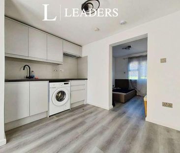 Annex At, The Drive, Rochford, Essex, SS4 - Photo 2