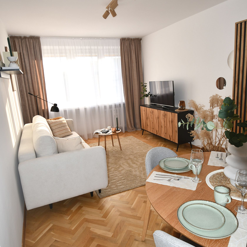 Władysława Broniewskiego, Osiedle Kopernika, Osiedle Wspólny Dom, Koszalin, województwo zachodniopomorskie, 75-526, Polska - Фото 1