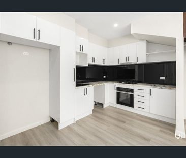 Modern Townhouse Living in the Heart of Meadow Heights - Photo 5