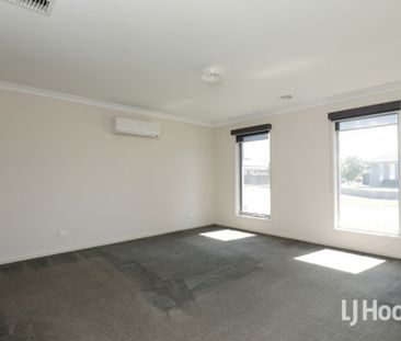 5 Solo Street, Point Cook VIC, Belconnen - Photo 3