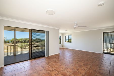 THREE BEDROOM UNIT WITH WATER VIEWS - Photo 2