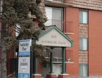 2 Bedroom with Storage by Chinook on 3rd/4th Floor - No elevator | 502 58 Ave SW, Calgary - Photo 1