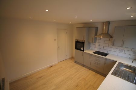 Braefell Court - Photo 4