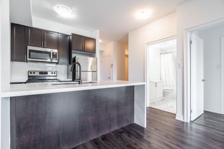 For Lease - 125 Shoreview Place Unit# 321, Hamilton, Ontario - Photo 2