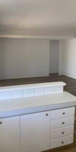 10 Brunel court Currambine - Photo 3