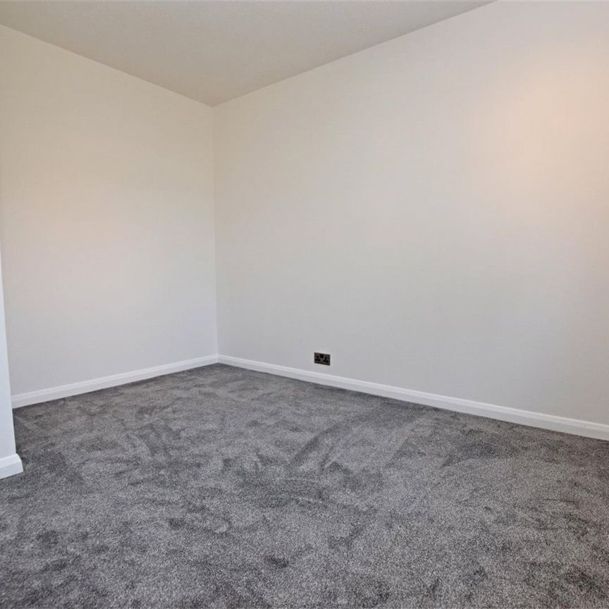 Thatchers Way, Isleworth - 1 bedroomProperty for lettings - Chasebuchanan - Photo 1