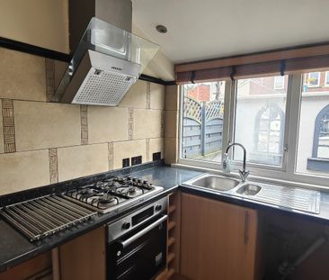 2 bedroom terraced house to rent - Photo 5