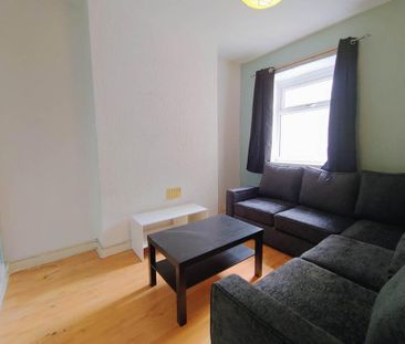 4 bedroom house to rent - Photo 2