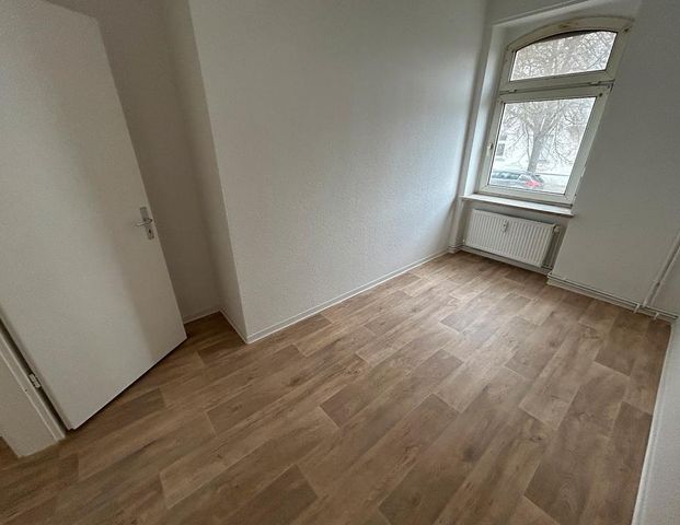 Helle 3-Zimmer-Wohnung im Erdgeschoss! - Photo 1