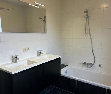 Duplex app. met 2 SLPKS en terras te Gent-Visserij - Photo 4