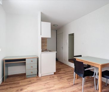 STUDIO MEUBLE – 18m2 – 69008 – LYON – Réf. 10191 - Photo 1