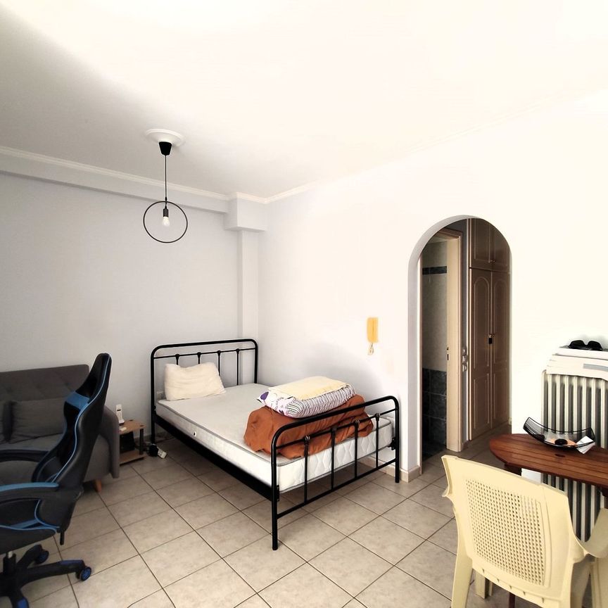 Studio/Γκαρσονιέρα για ενοικίαση Αγία Σοφία (Πάτρα) - Photo 1