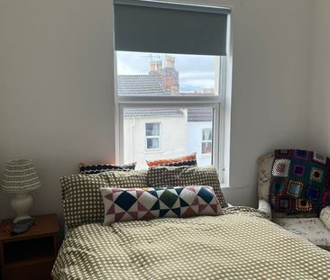 3 Bed Terraced House, Verrier Road, BS5 - Photo 1