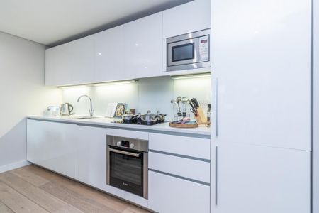 4 bedroom apartment to rent - Photo 3