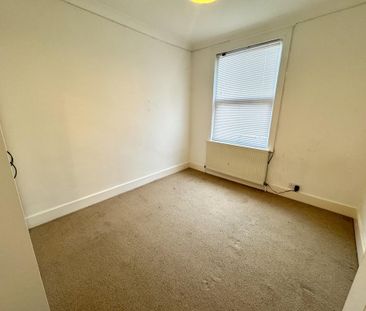 4 bedroom terraced house to rent - Photo 4