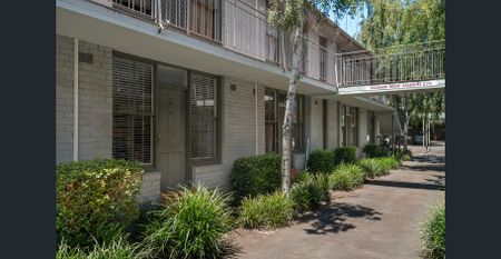 Love the location, live the bayside lifestyle – FURNISHED - Photo 4