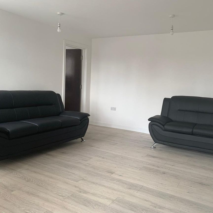 1 Bed Flat, London Street, RG1 - Photo 1