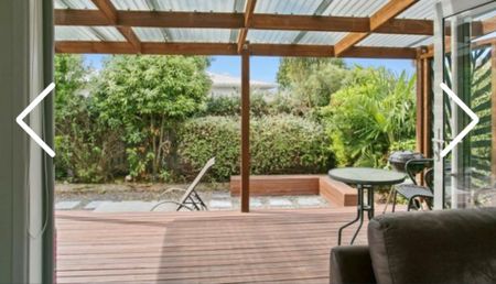 Leamington - 3 Bedrooms - Photo 3