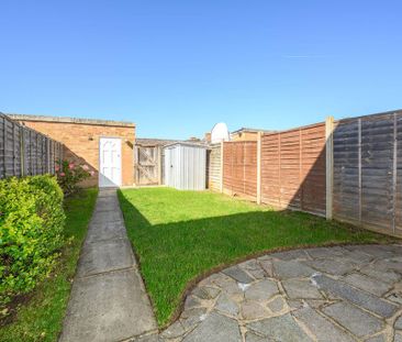 3 bedroom terraced house to rent - Photo 4