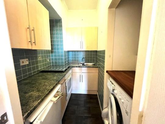 6 Hosefield Road, AB15 5NB, Aberdeen - Photo 1