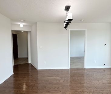 For Lease - 11 Oneida Crescent Unit# 310, Richmond Hill, Ontario - Photo 6