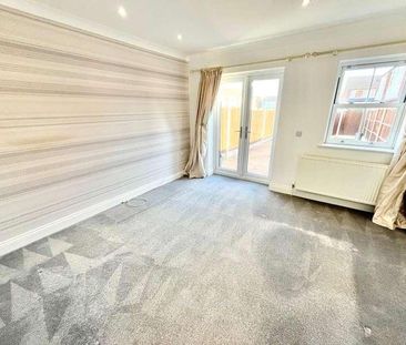 York Mews, Great Wakering, Southend-on-sea, Essex, SS3 - Photo 1