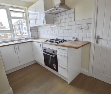 1 bedroom Flat To Let - Photo 4