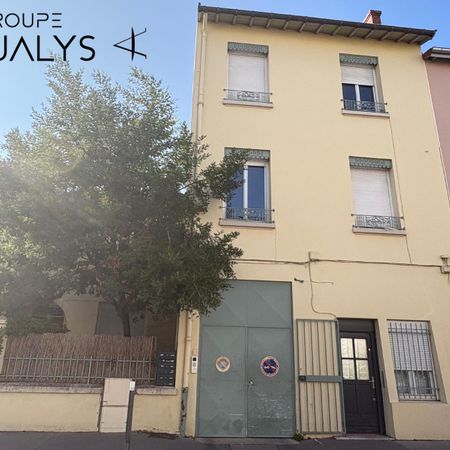Location Appartement 1 pièce 18m² LYON 8ème - Photo 4