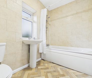 3 bedroom terraced house to rent - Photo 6