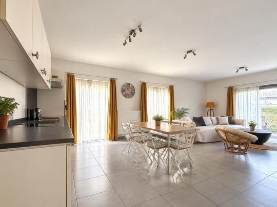 Appartement te huur - Photo 1
