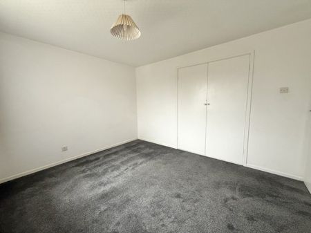 Mayflower Drive, Coventry - - Photo 5