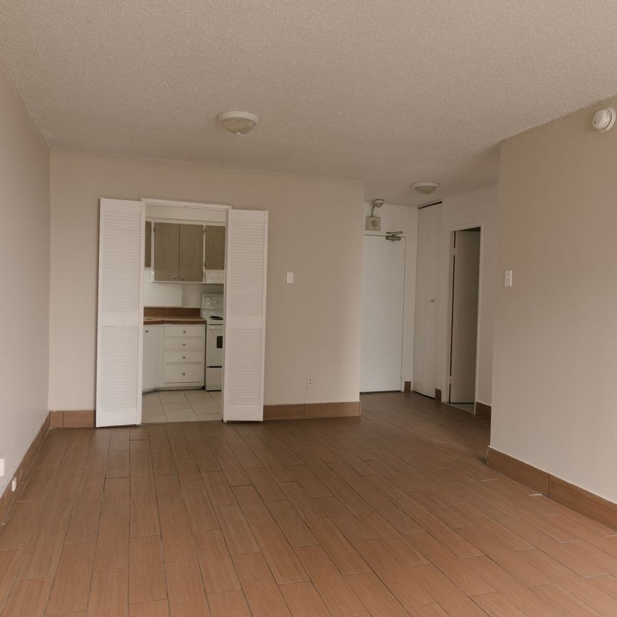 2285 Saint-Mathieu street - Photo 1