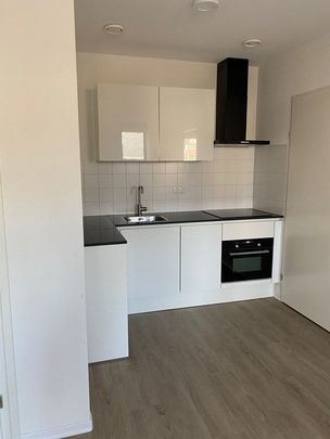 Te huur: Appartement Raadhuisplein in Vries - Photo 1