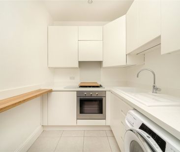 Sinclair Road, Brook Green, W14, London - Photo 1