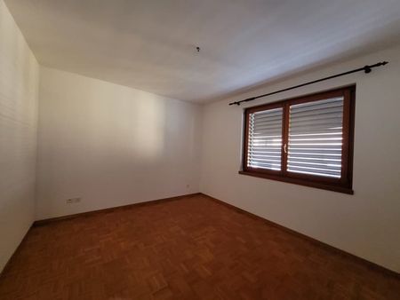 Affascinante Appartamento Di 3 Locali Nel Cuore Di Mendrisio - Photo 2