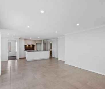 Modern Villa Living with Comfort and Convenience - Photo 1