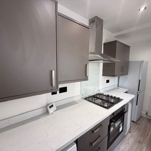 Kyan Street - Photo 1