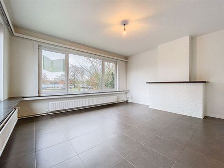 Instapklaar duplexappartement nabij centrum Brasschaat - Photo 2