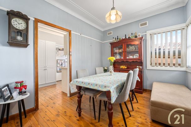 Well Presented&comma; 3 Bedroom Family Home&excl; - Photo 1