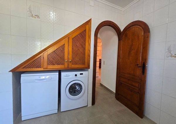 WIDE ESTATE FOR RENT IN TEULADA FOR LONG TERM