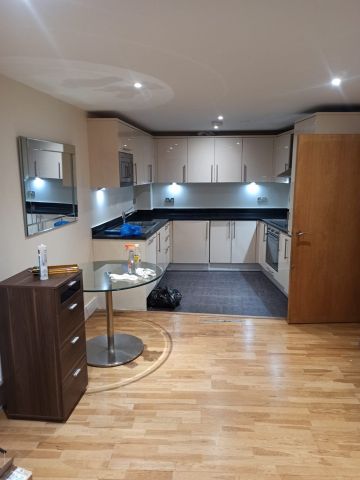 3 Bed Flat, Raphael House, IG1 - Photo 4